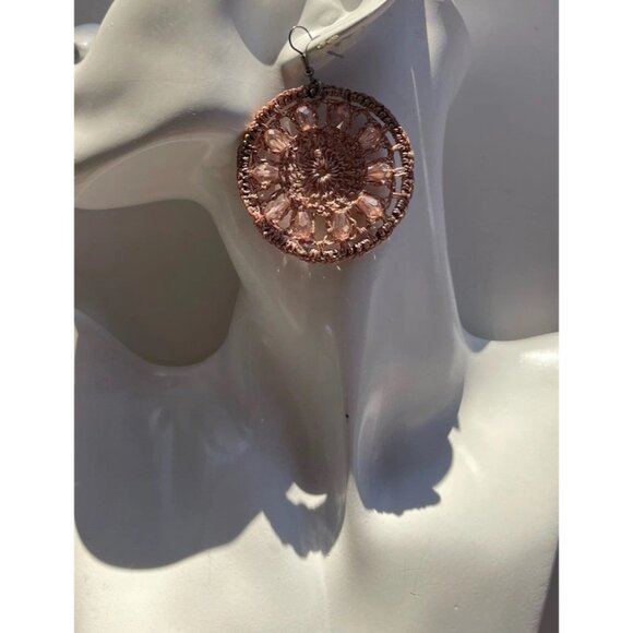 Vintage Crocheted Women’s Hook Earrings Mandela Boho Design Warm Rose Glass - Picture 8 of 11